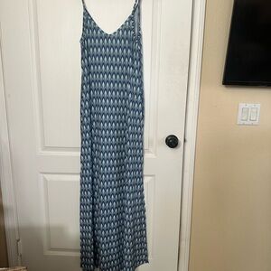 2/$25 Peach Love California Blue and White Patterned Split Sides Maxi Dress